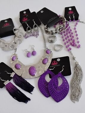 Purple Paparzzi Jewery Set